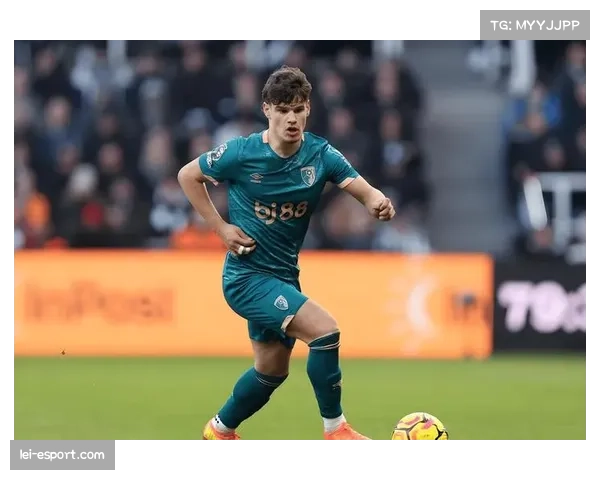 伯恩茅斯强调犀利进攻风格 边后卫插上助攻成战术特色